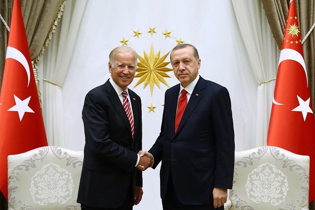 Cumhurbaşkanı Erdoğan ile Joe Biden'ın görüşmesi başladı