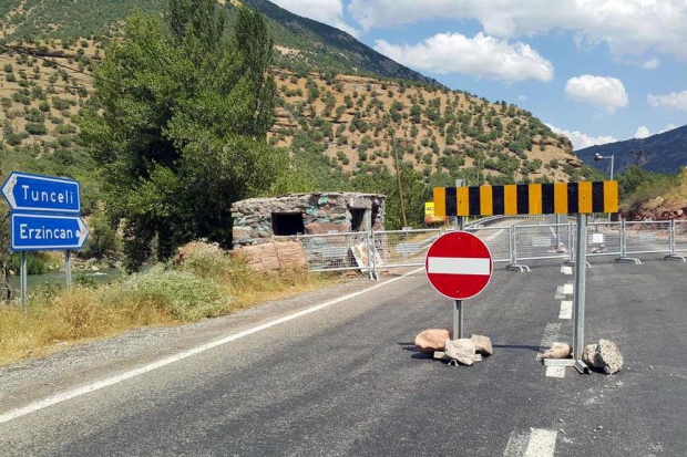 Tunceli-Erzincan karayolu kapatıldı