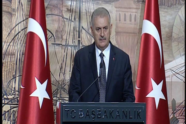 Başbakan Yıldırım: Hiçbir terör örgütü Türkiye Cumhuriyeti'ni esir alamaz
