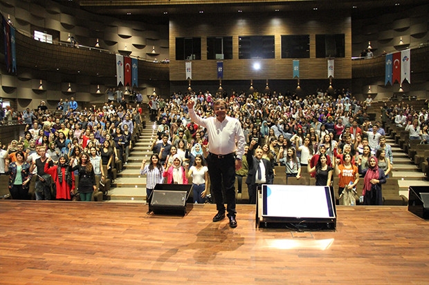 HKÜ’de Seminerler devam ediyor