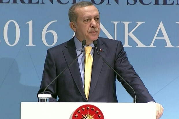 Cumhurbaşkanı Erdoğan : Türkiye insansız hava aracını mühimmatı ile üretmeyi başardı