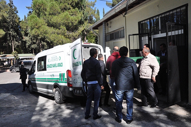 Gaziantep'te tartıştığı eşini balkondan attı