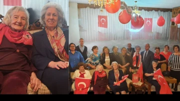 Koca Çınarın Evinde 100.Yıl ''CUMHURİYET Kabul'' Günü